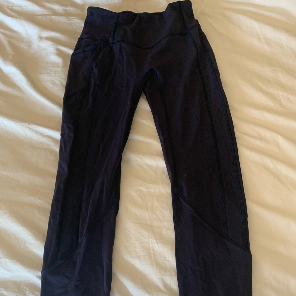 Lululemon dark blue pants size 6